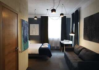 Отель Zeit Hotel Лигатне Двухместный номер с 1 кроватью или 2 отдельными кроватями (номер Writer´s)-5